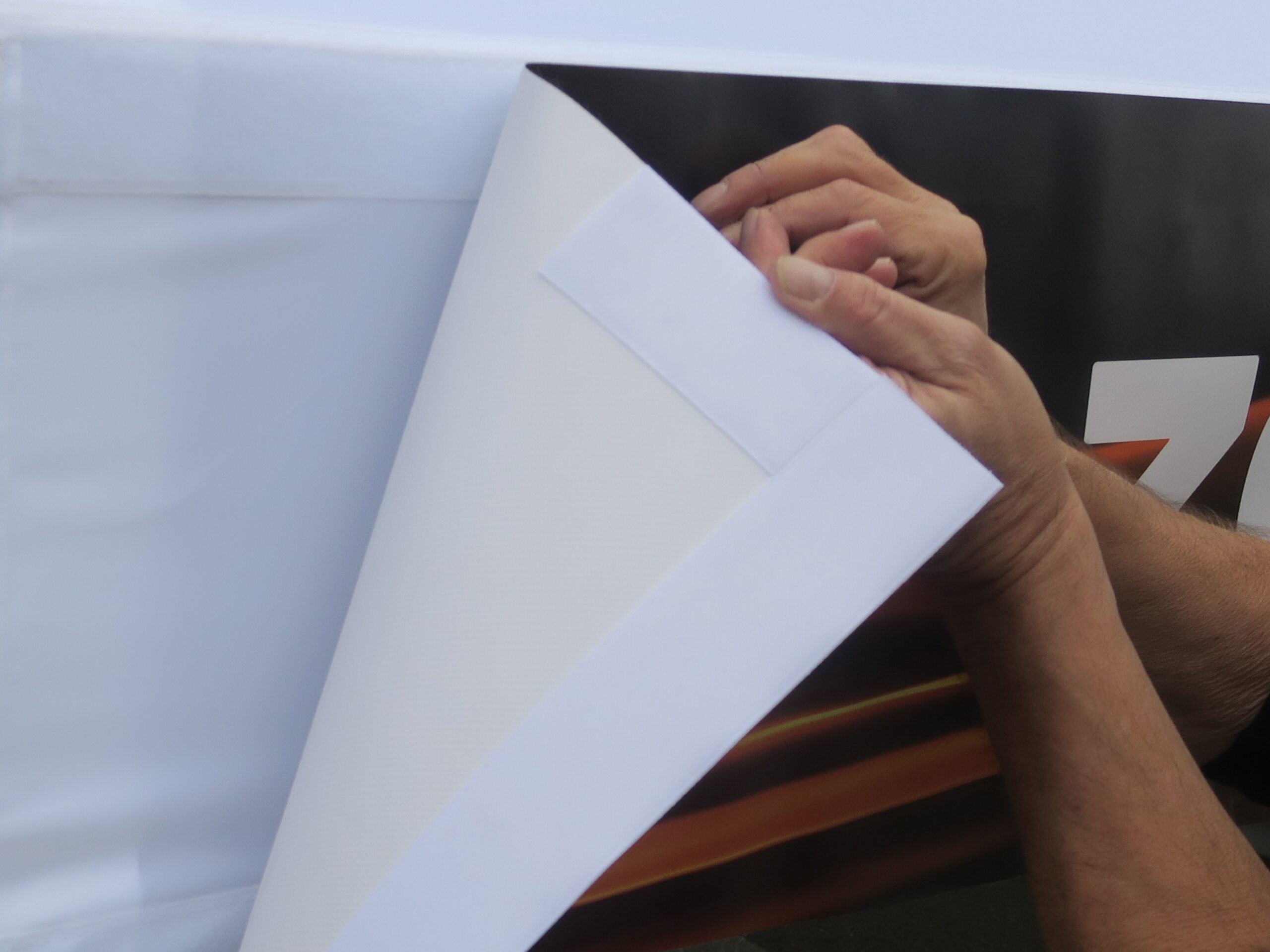 Home 22 Flexible Volant Werbung